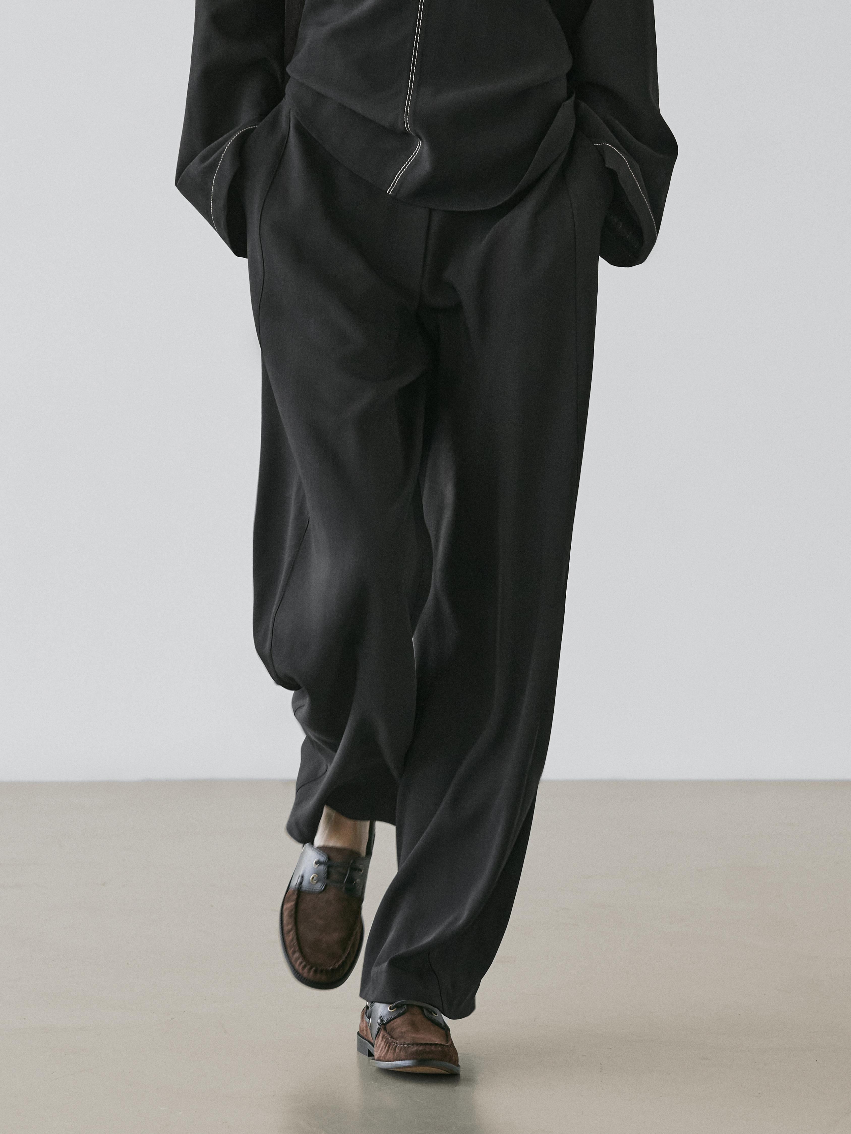 Wool blend trousers with seam detail